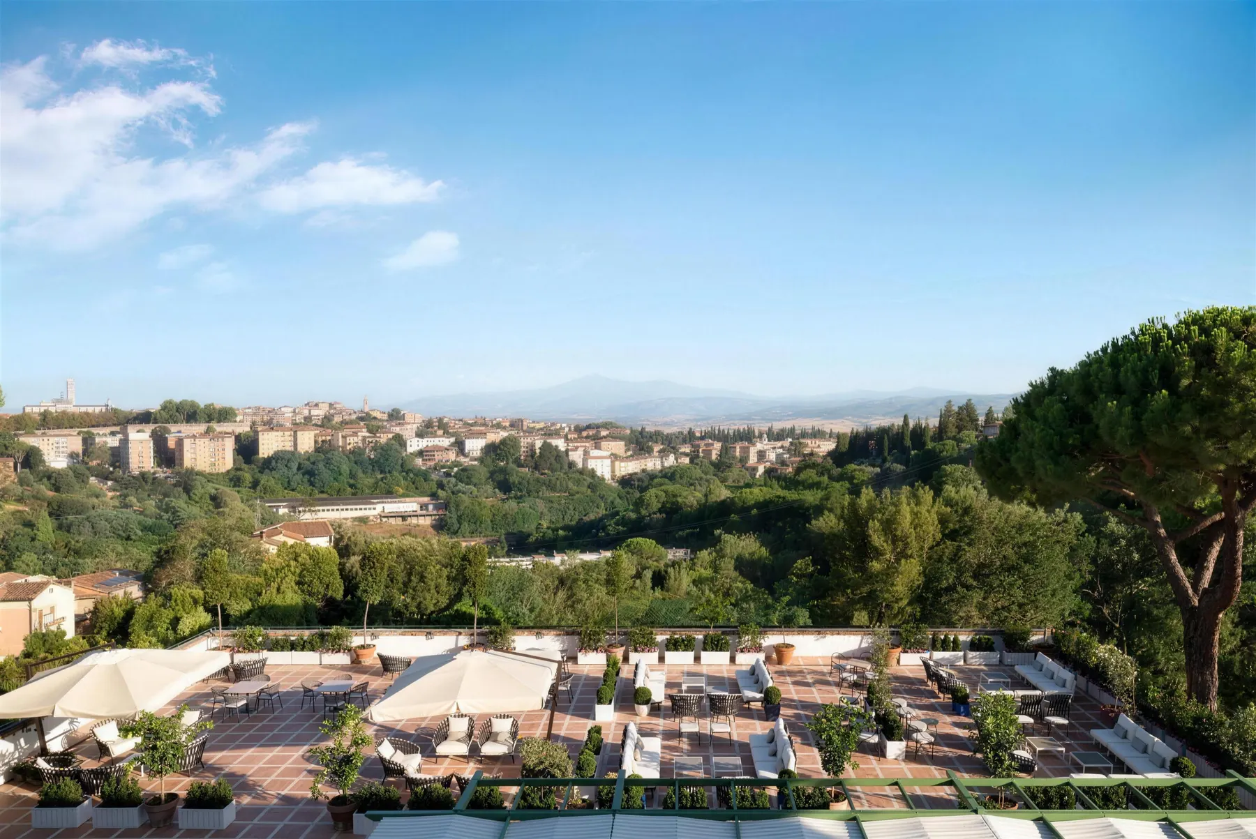La terrazza panoramica su Siena